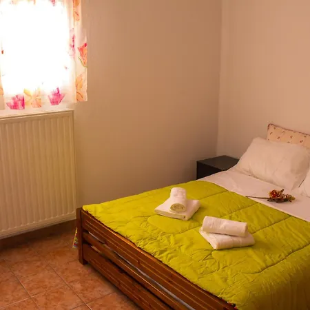 Triangle Park A2 Apartment